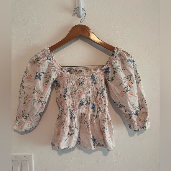 SAYLOR Clover Top Puff Sleeves Floral in Pink Sz XS - Picture 4 of 6